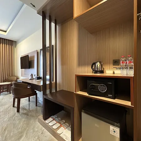 Vega Prime Hotel & Convention Sorong Room photo