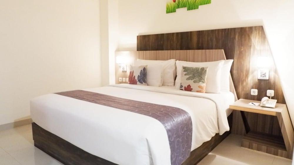 Vega Prime & Convention Hotel