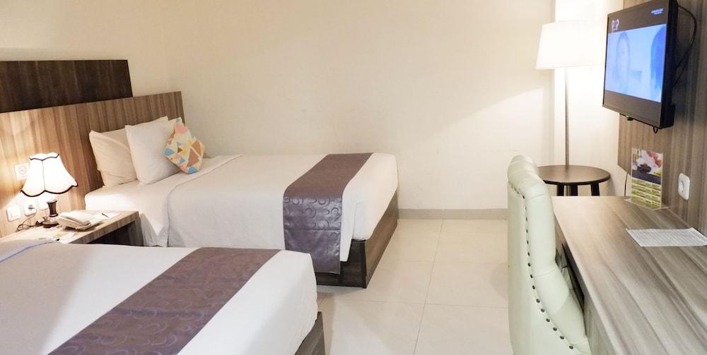 Hotel Vega Prime & Convention