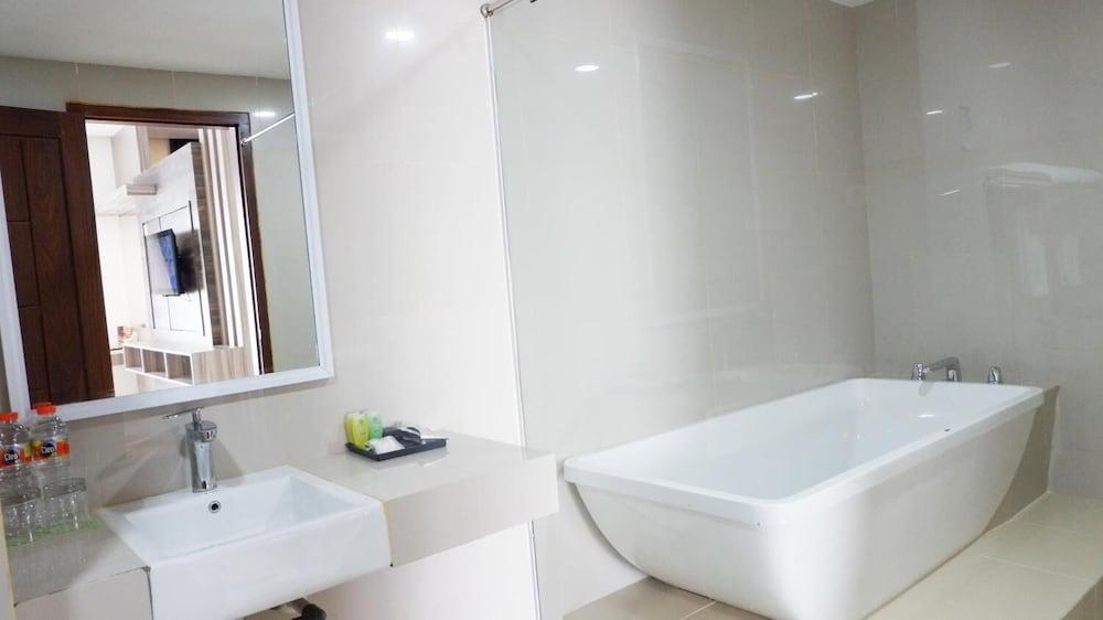 Hotel Vega Prime & Convention Sorong