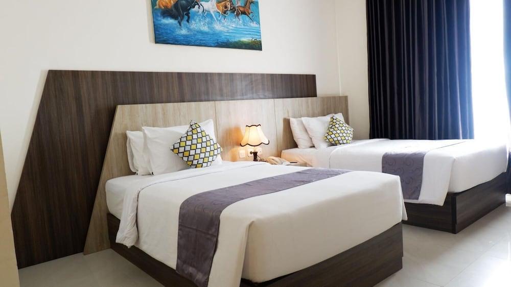 Vega Prime & Convention Hotel